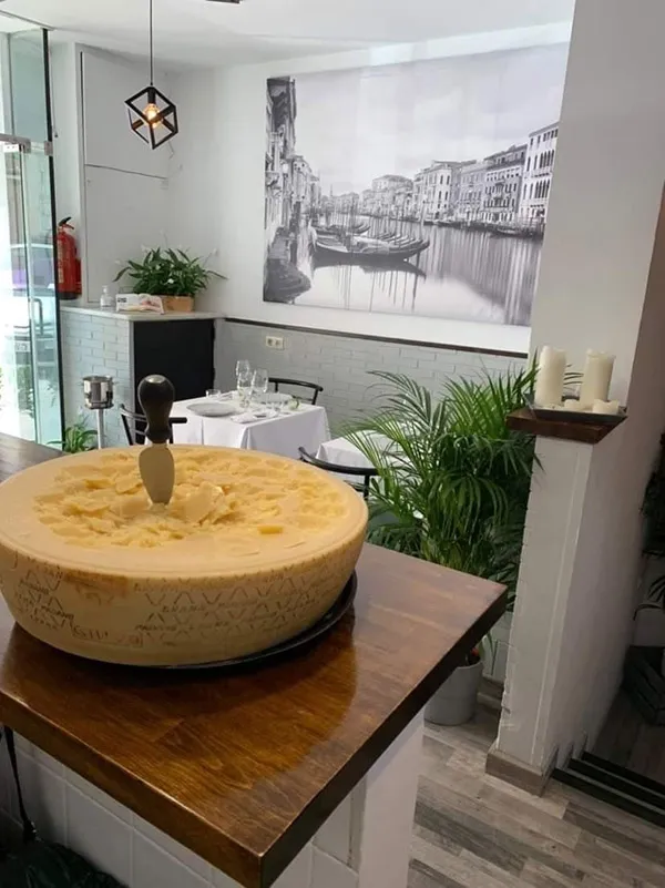 BookNoFees: Restaurace – Mozzafiato – Madrid – Dechberoucí, foto 3