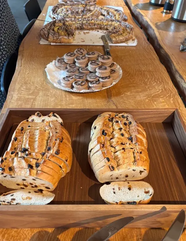 BookNoFees: Restaurace – Bäckerei und Konditorei Thomas Engelhardt – Lüdenscheid – Pekařství a cukrárna Thomas Engelhardt, foto 2