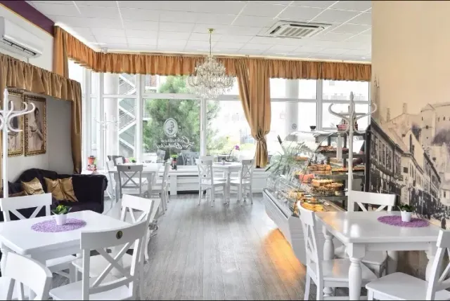 BookNoFees: Cukráreň u Babičky, Bratislava
