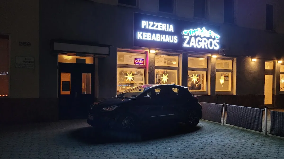 BookNoFees: Občerstvení – Zagros Pizzeria & Kebabhaus – Hemer – Zagros – pizzerie a kebabárna, foto 1