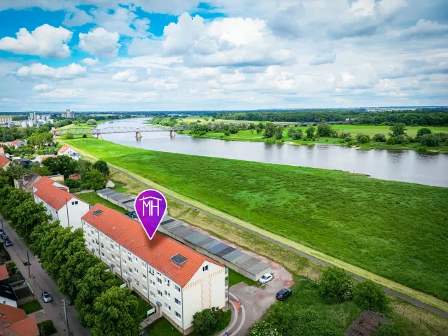 BookNoFees: Apartmán s výhledem na Labe a balkonem u cyklostezky Labe–Saale – Barby