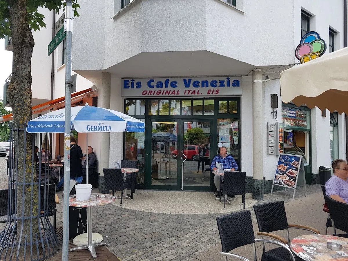 BookNoFees: Restaurace – Eiscafé Venezia – Marsberg – Eiscafé Venezia, foto 1
