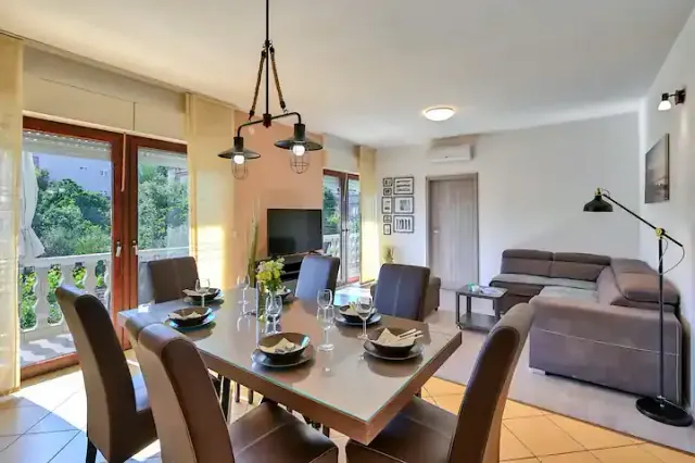 BookNoFees: Apartmán MILOS A5 – Pula I, 3 ložnice – Pula
