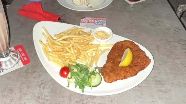 BookNoFees: Restaurace – Cafe Extrablatt Winterberg – Winterberg – Kavárna Extrablatt Winterberg, foto 2
