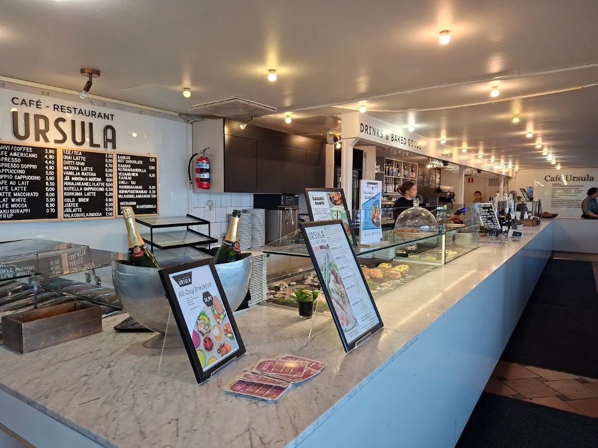 BookNoFees: Kavárna – Cafe Ursula – Helsinki – Kavárna Ursula, foto 1