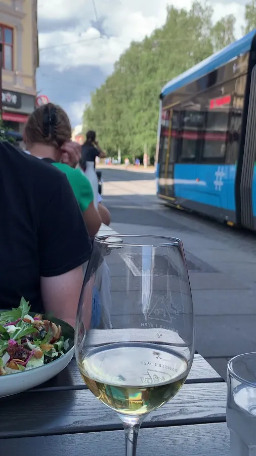 BookNoFees: Restaurace – Bønder i byen – Oslo – Farmáři ve městě, foto 3