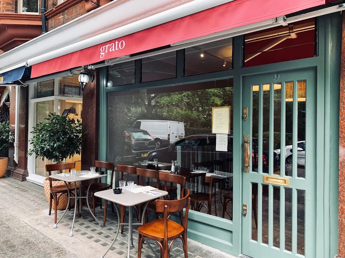 BookNoFees: Restaurace – Grato – London – Vděčný, foto 1