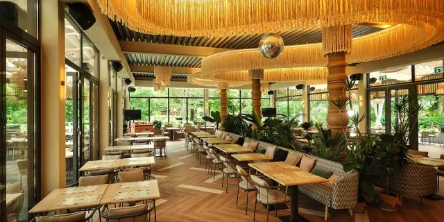 BookNoFees: Restaurace – Le Bistro – Budapest – Bistro, foto 3