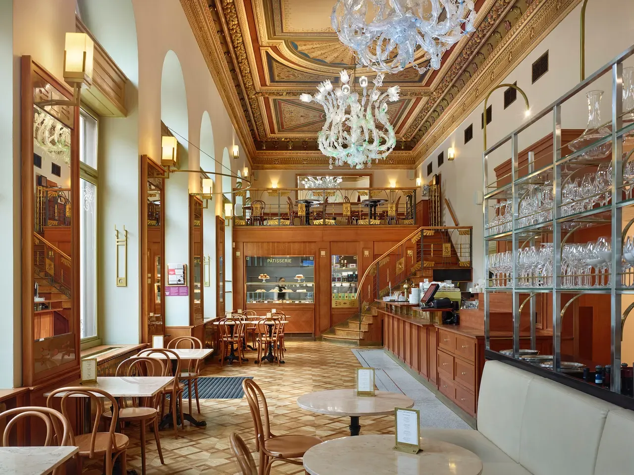 BookNoFees: Restaurace – Café Savoy – Prague – Kavárna Savoy, foto 1