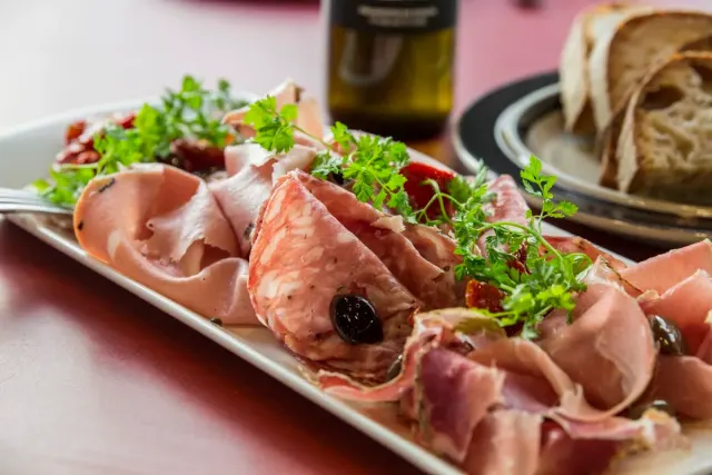 BookNoFees: Restaurace – Bacco – Helsinki – Bacchus, foto 3