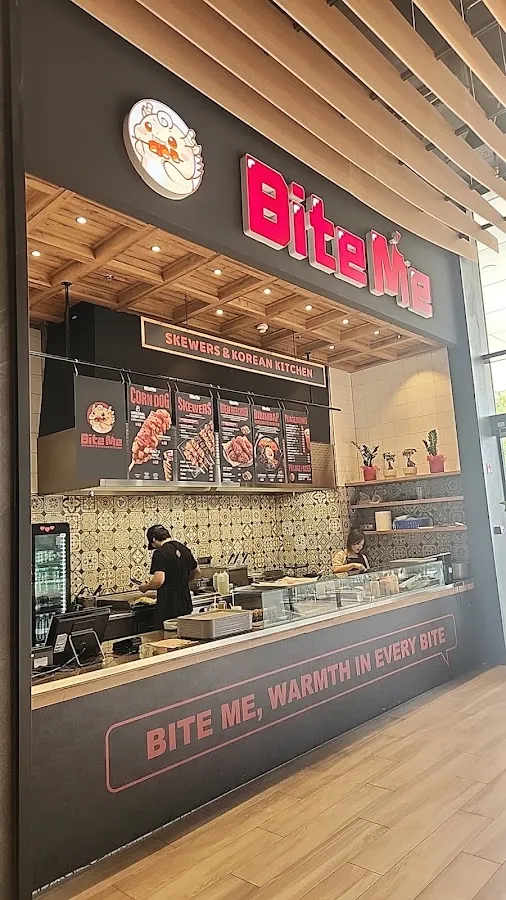 BookNoFees: Restaurace – BITE ME – Ljubljana – Jdi se vycpat, foto 1