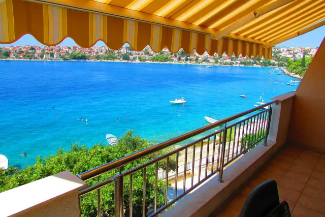 BookNoFees: Apartmán Miran s výhledem na moře – Trogir