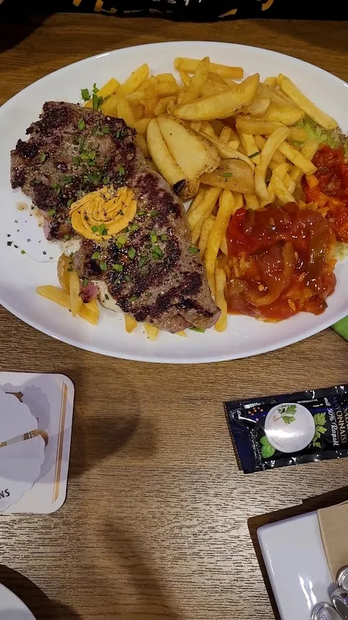 BookNoFees: Restaurace – Alt Heessen – Hamm – Alternativní Heessen, foto 3