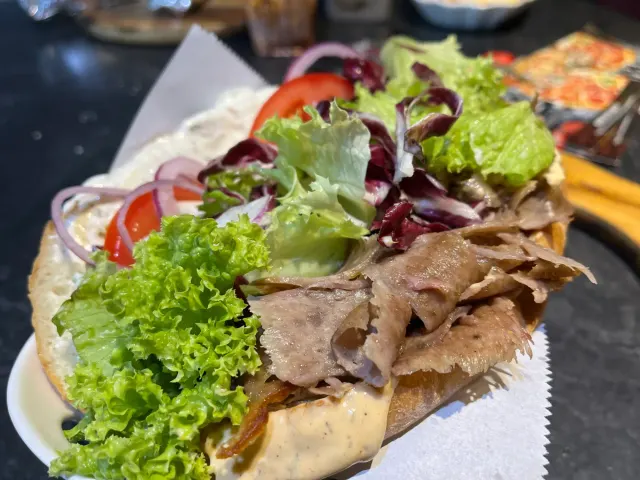 BookNoFees: Občerstvení – Pivaz Döner Pizza – Arnsberg-Neheim – Pivaz Döner Pizza, foto 3