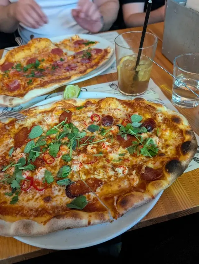 BookNoFees: Restaurace – Skiffer Viiskulma – Helsinki – Břidlice Viiskulma, foto 2
