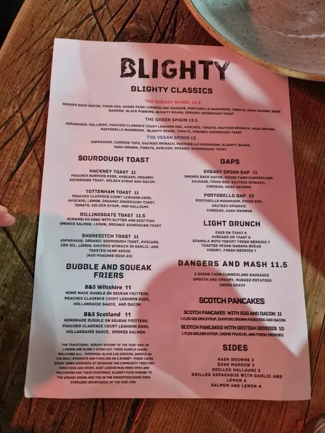 BookNoFees: Kavárna – Blighty India Cafe – London – Blighty India Café, foto 2