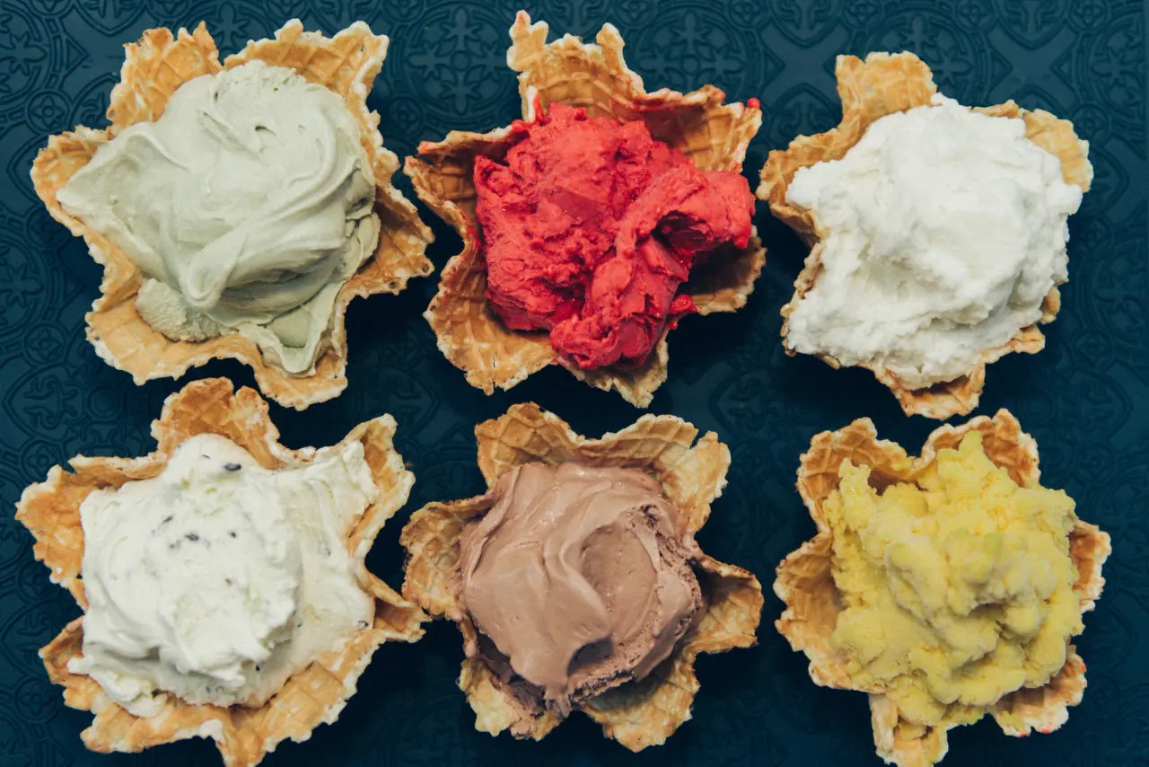 BookNoFees: Zmrzlina – Gelato & Latte – Sofia – Zmrzlina a mléko, foto 1