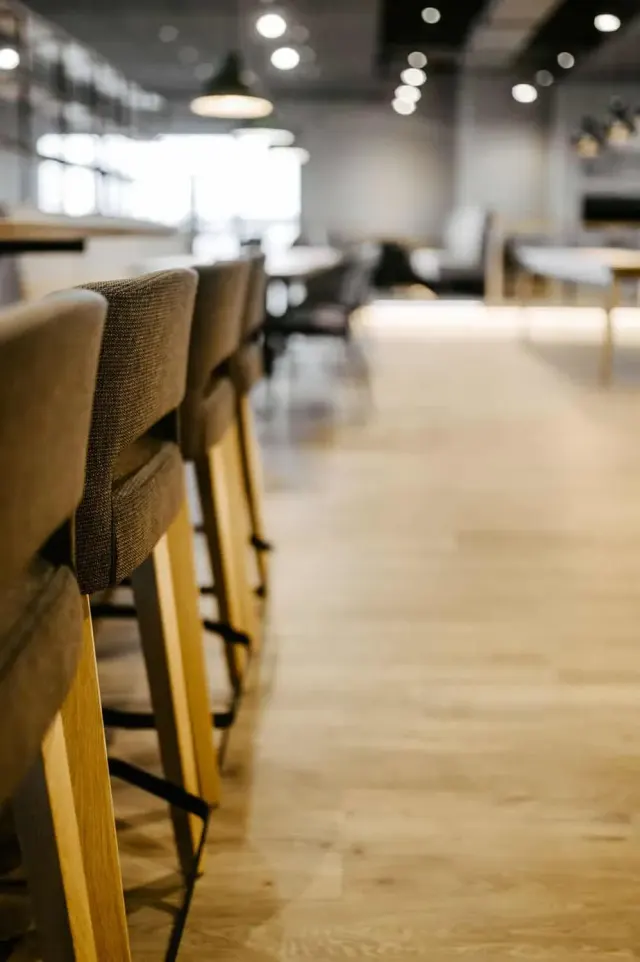 BookNoFees: der Gast, Attendorn