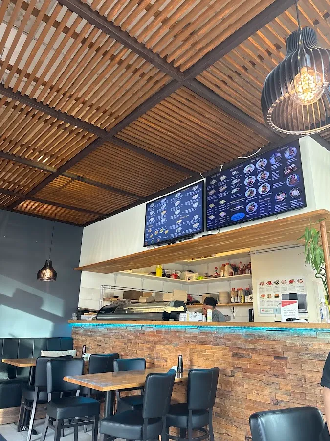 BookNoFees: Občerstvení – Minari Sushi – Stockholm – Těžba sushi, foto 1
