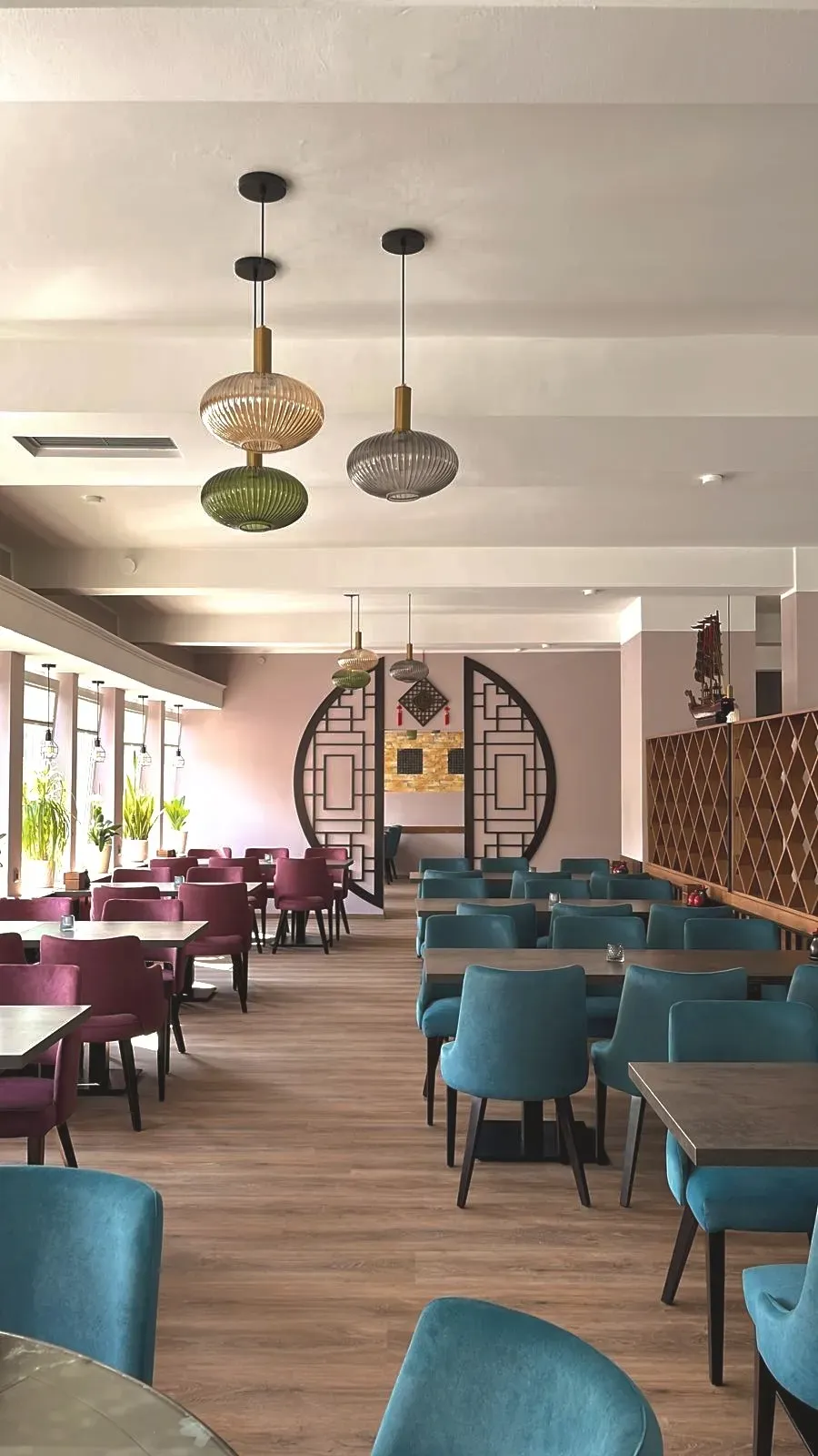 BookNoFees: Restaurace – China Restaurant Konfuzius – Menden – Čínská restaurace Konfucius, foto 1