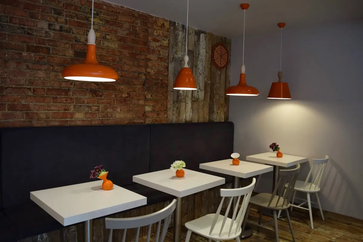 BookNoFees: Kavárna – Fortunella Cafe – London – Fortunella Cafe, foto 1