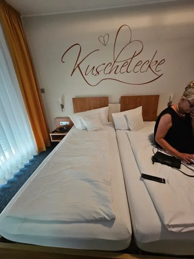 BookNoFees: Restaurace – Ewerts Hotel – Netphen – Hotel Ewerts, foto 3