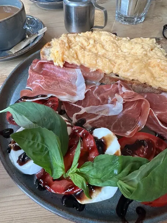 BookNoFees: Restaurace – Café Route – London – Café Route, foto 2