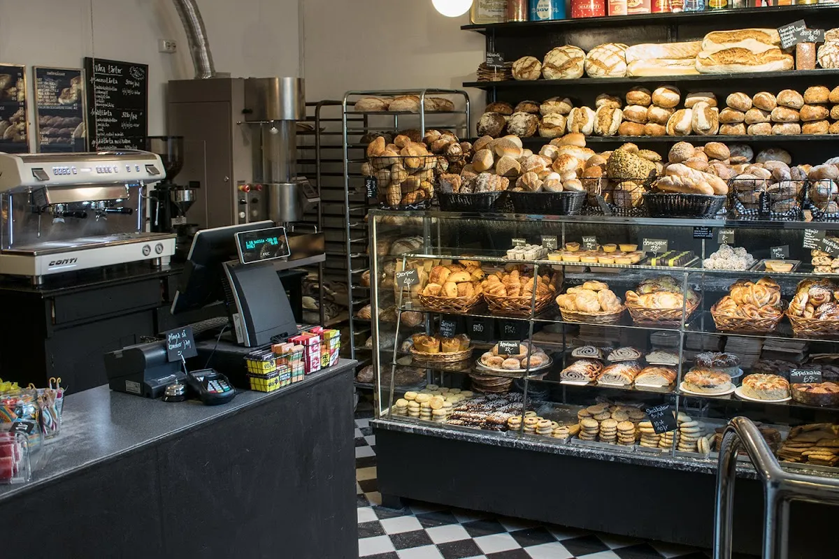 BookNoFees: Pekárna – Söderbergs Bageri – Stockholm – Pekárna Söderberg, foto 1