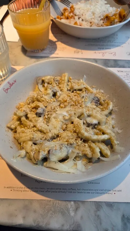 BookNoFees: Restaurace – Emilia's – London – Emiliina, foto 2