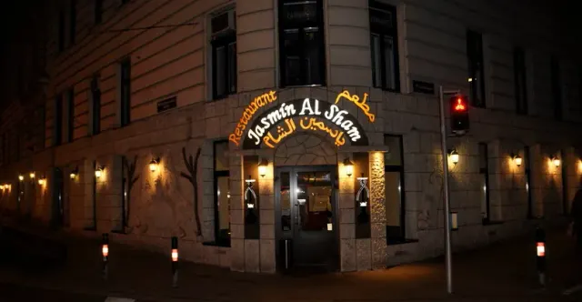 BookNoFees: Restaurace – Jasmin Al Sham – Vienna – Jasmín z Sham, foto 3