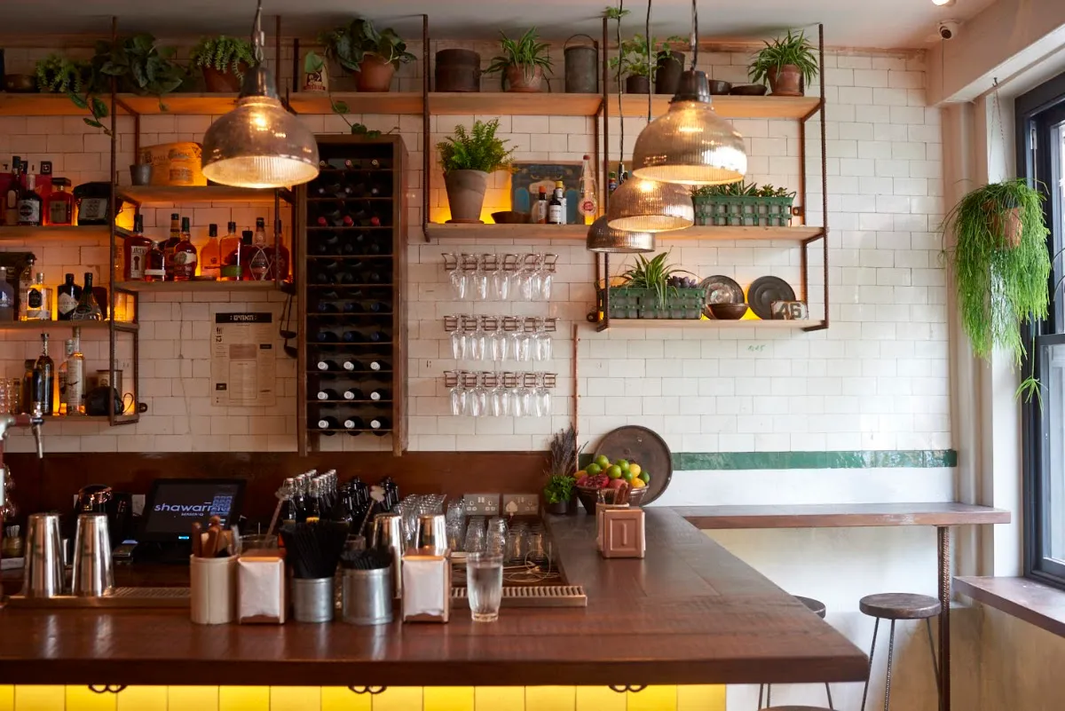 BookNoFees: Restaurace – Berber & Q Shawarma Bar – London – Berber & Q Shawarma Bar, foto 1