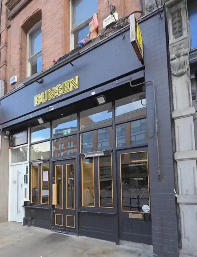 BookNoFees: Občerstvení – Bunsen – Dublin – Bunsen, foto 3