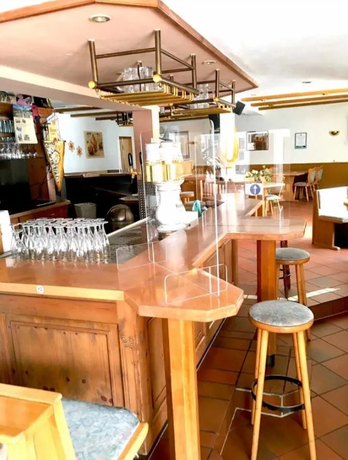 BookNoFees: Restaurace – Born – Lennestadt – Narozen, foto 1