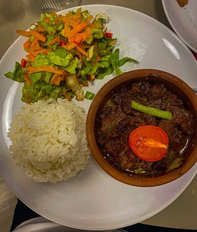 BookNoFees: Kavárna – HOOFU-NA CAFE – Istanbul – HOOFU-NA CAFE, foto 2