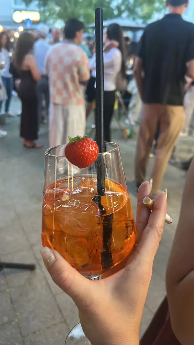 BookNoFees: Restaurace – Mirko am Brunnen – Arnsberg – Mirko u studny, foto 3