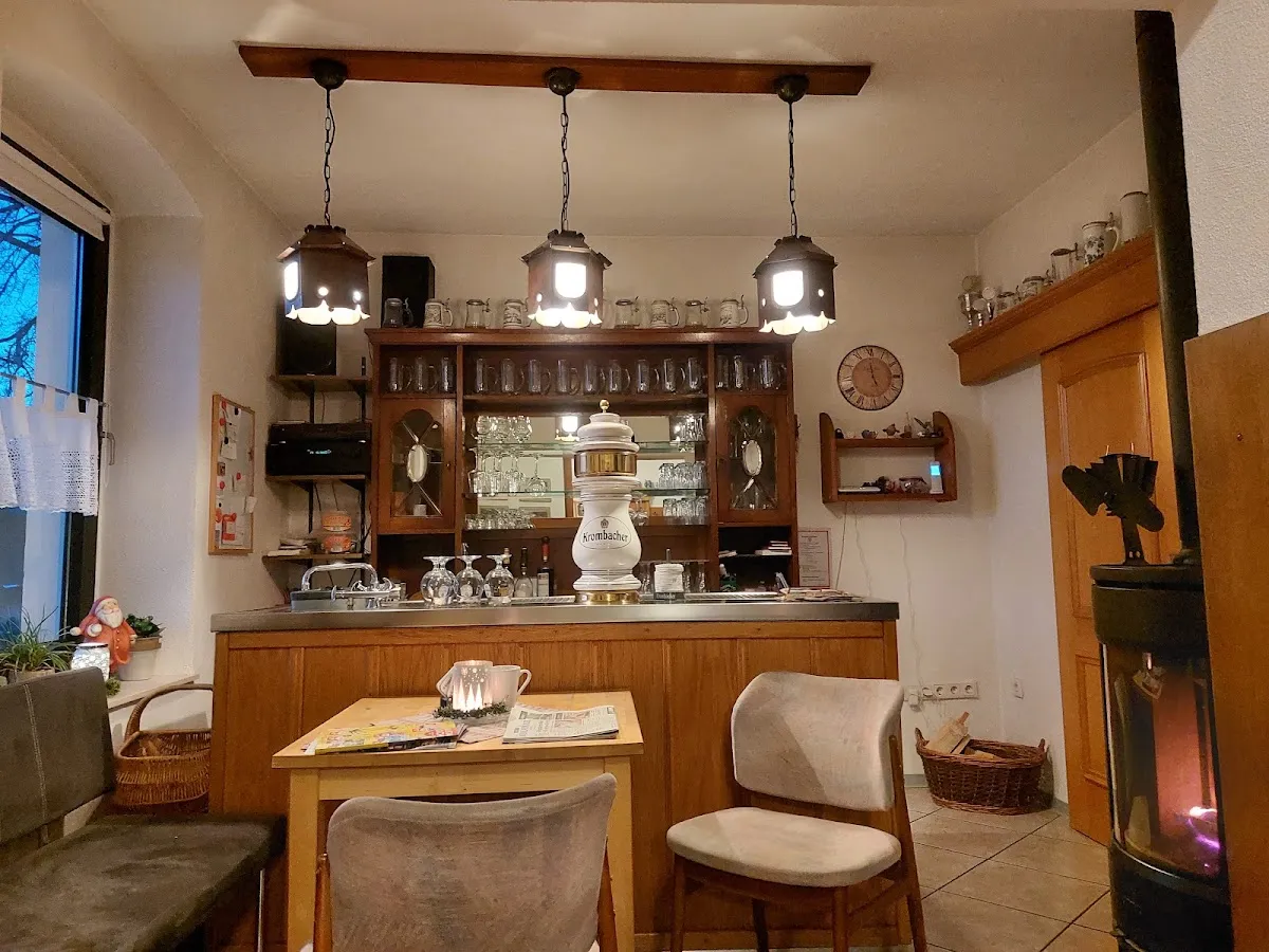 BookNoFees: Restaurace – Bölker Ursula Gasthof – Lennestadt – Ursula Bölker – hostinec, foto 1