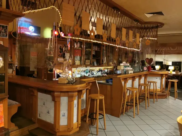 BookNoFees: Restaurace – Haus Florin Gaststätte – Recklinghausen – Restaurace Haus Florin, foto 3