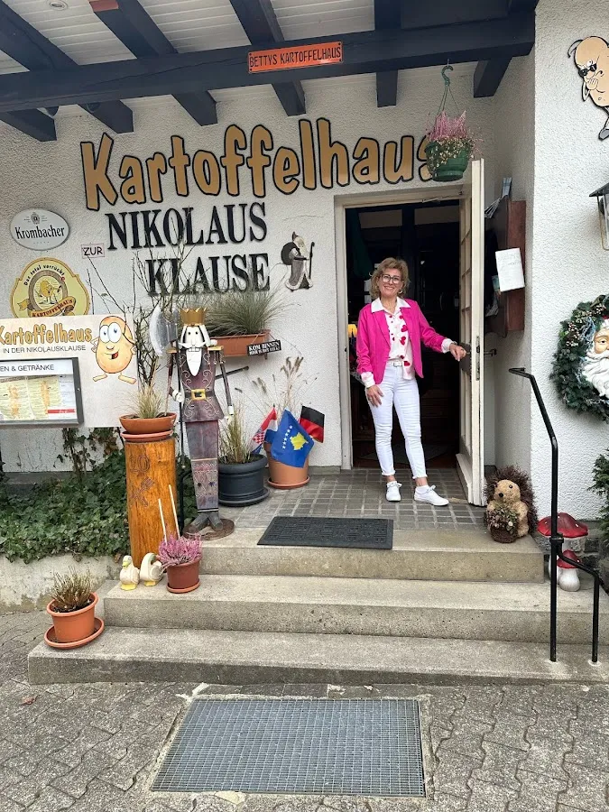 BookNoFees: Restaurace – Zur Nikolaus Klause — Das Kleine Kartoffelhaus – Olsberg – Zur Nikolaus Klause — Das Kleine Kartoffelhaus, foto 1