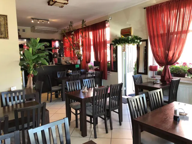 BookNoFees: Restaurace – A Chau – Warsaw – A zavřít, foto 3