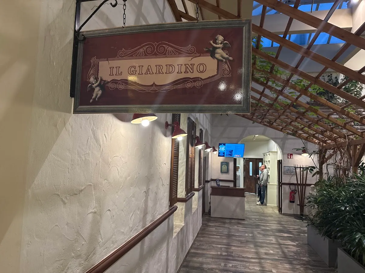 BookNoFees: Restaurace – Il Giardino – Medebach – Zahrada, foto 1