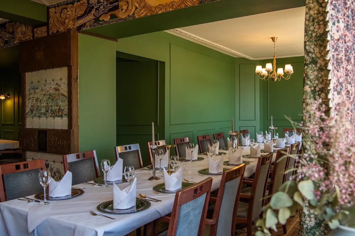 BookNoFees: Restaurace – Burghotel Volmarstein – Wetter (Ruhr) – Burghotel Volmarstein, foto 1