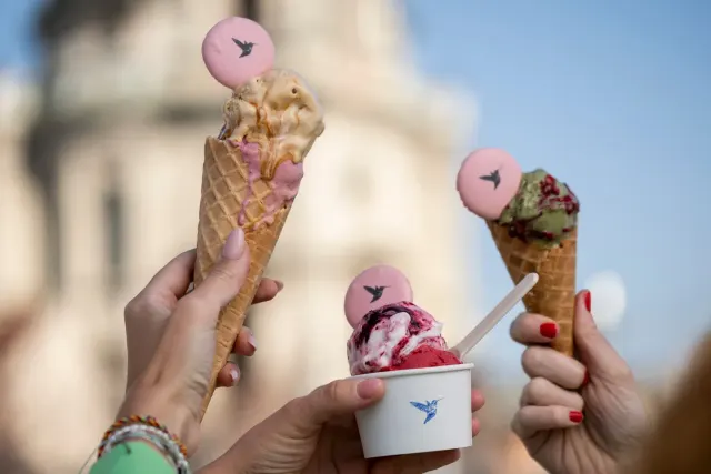 BookNoFees: Kavárna – Chez Dodo – Budapest – U Dodo, foto 2