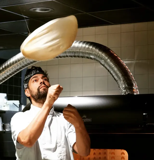 BookNoFees: Občerstvení – De Pizzabakkers To Go – Amsterdam – Pizzeria To Go, foto 2