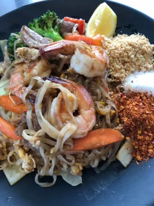 BookNoFees: Občerstvení – Aroy Thai Take Away – Stockholm – Aroy Thai – jídlo s sebou, foto 3