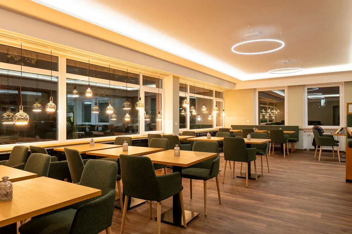 BookNoFees: Restaurace – Hotel-Restaurant Kaisergarten – Neuenrade – Hotel a restaurace Kaisergarten, foto 1