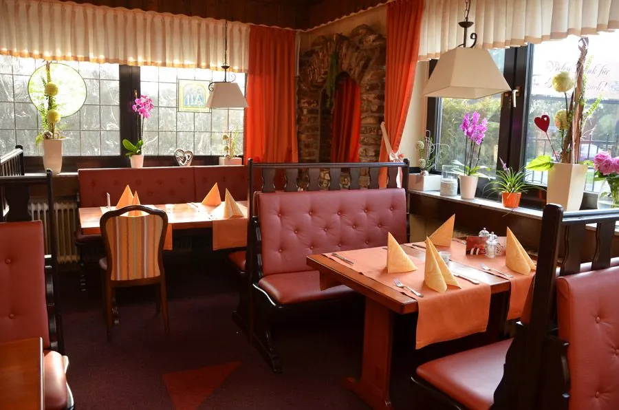 BookNoFees: Restaurace – Haus Wiemer – Hamm – Dům Wiemer, foto 1