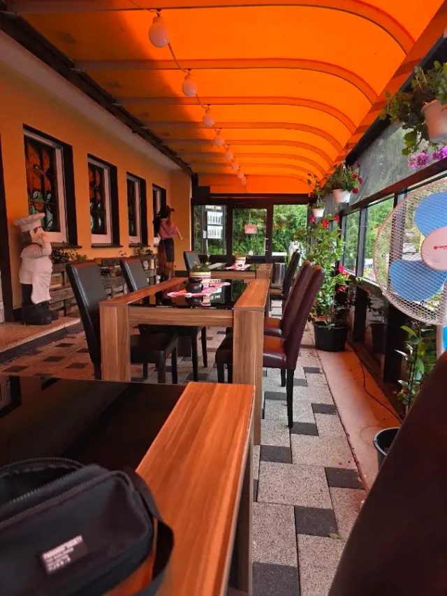 BookNoFees: Restaurace – Pungelscheider Schnitzelranch – Werdohl – Pungelscheiderova řízkárna, foto 2