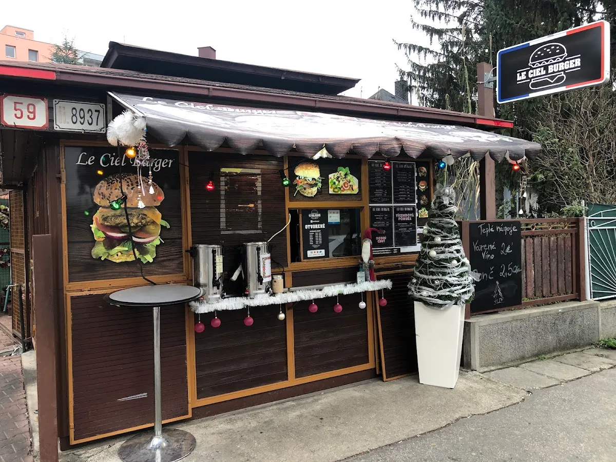 BookNoFees: Občerstvení – Smash that bistro – Bratislava – Rozbijte to bistro, foto 1