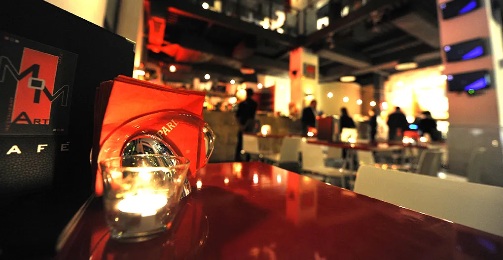BookNoFees: Restaurace – Momart – Rome – Momart, foto 1