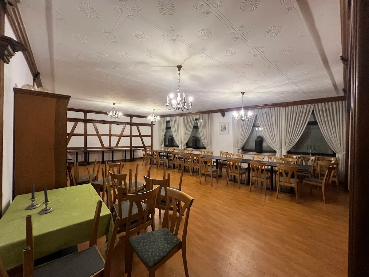 BookNoFees: Restaurace – Haus Mäler – Breckerfeld – Dům Mäler, foto 1